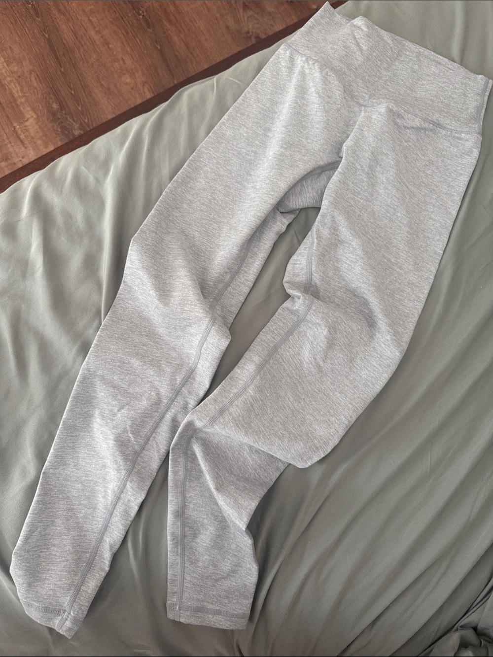 BuffBunny Heathered Light Grey Leggings